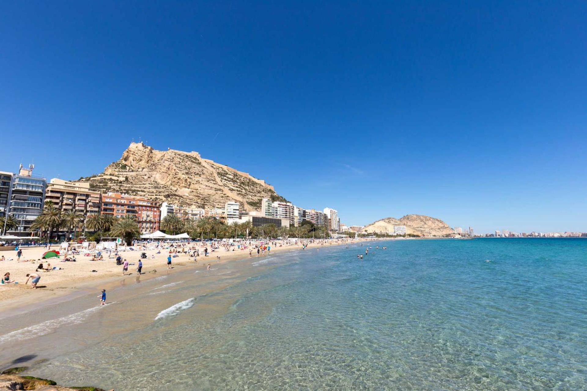 Alicante Plaza Beach ภายนอก รูปภาพ